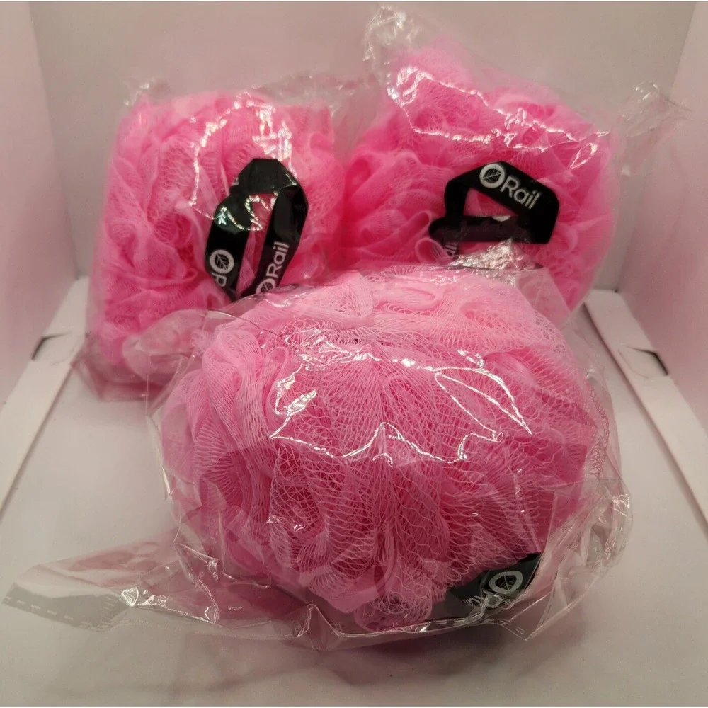 3 Pink Loofah Shower Sponges By Rail 70g